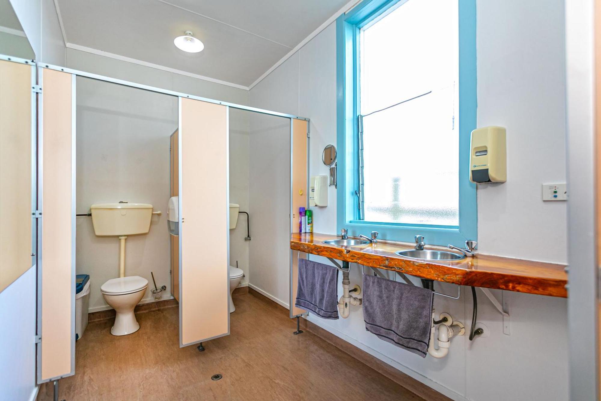 Lady Bowen Bed & Breakfast Thames Bagian luar foto
