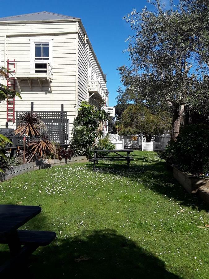 Lady Bowen Bed & Breakfast Thames Bagian luar foto